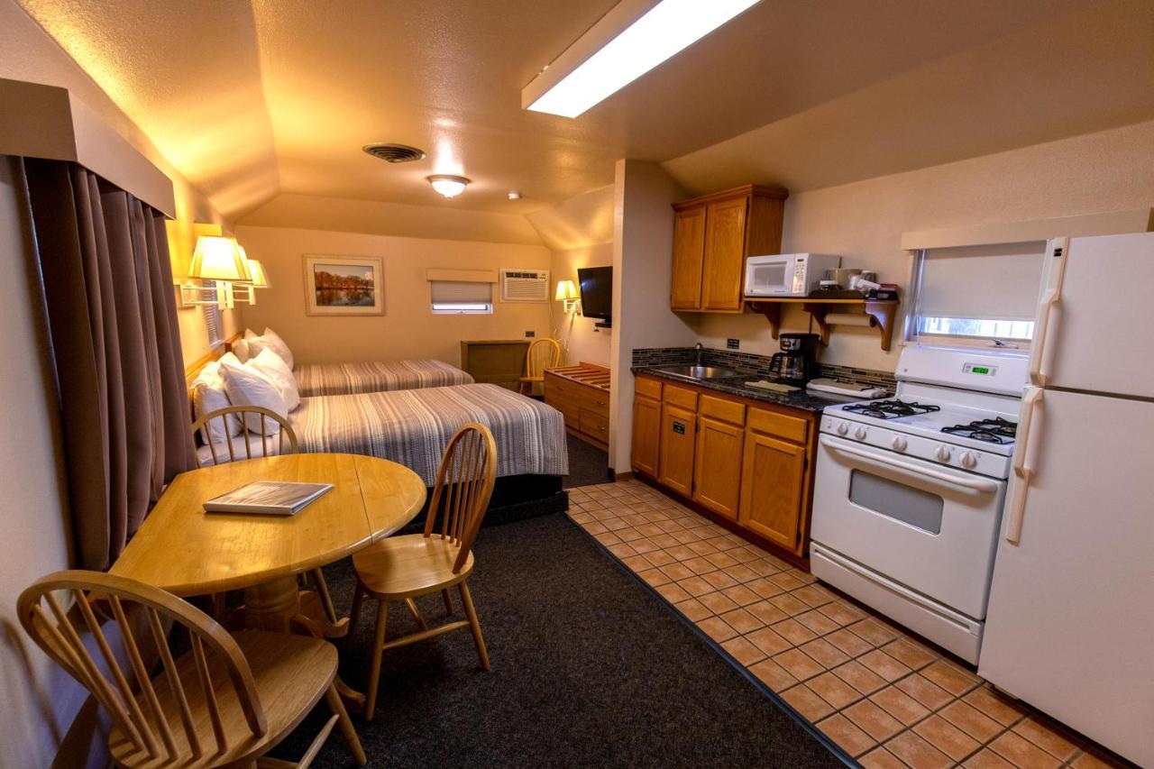 Woodland Motel Salida Esterno foto